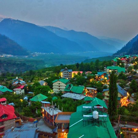 Hotel Swastik Grand Manali Exteriér fotografie