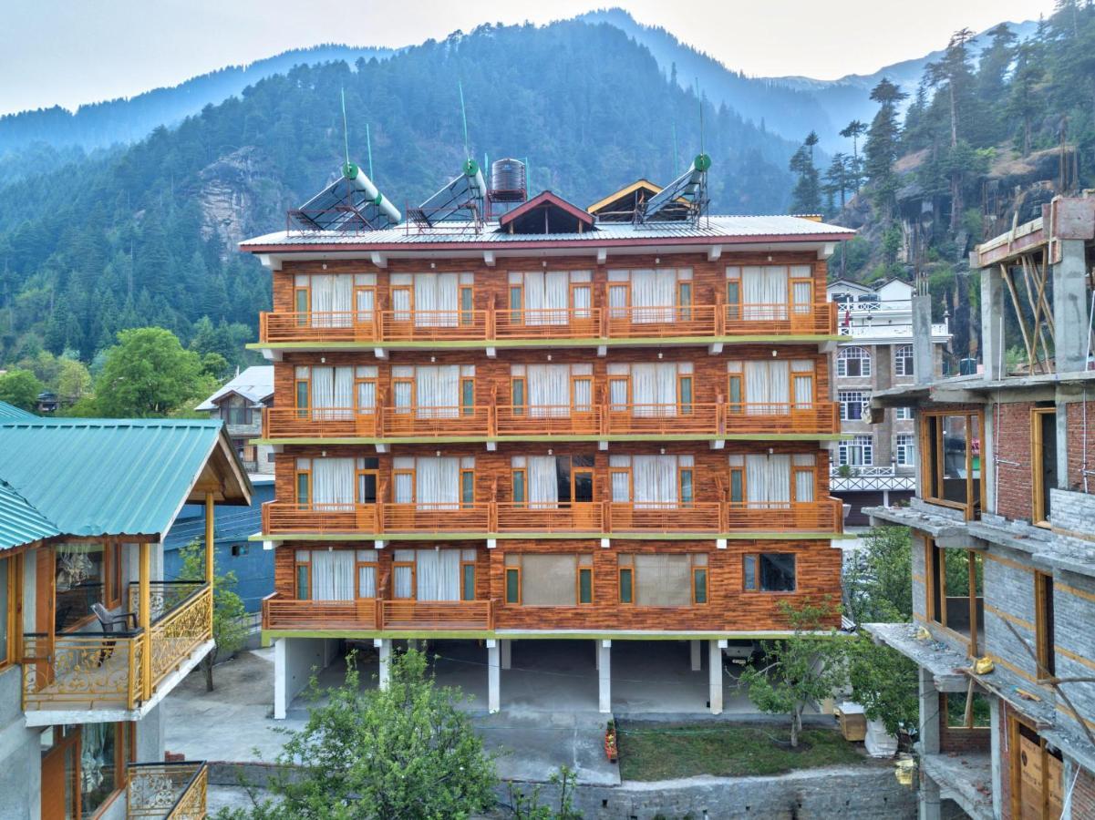 Hotel Swastik Grand Manali Exteriér fotografie