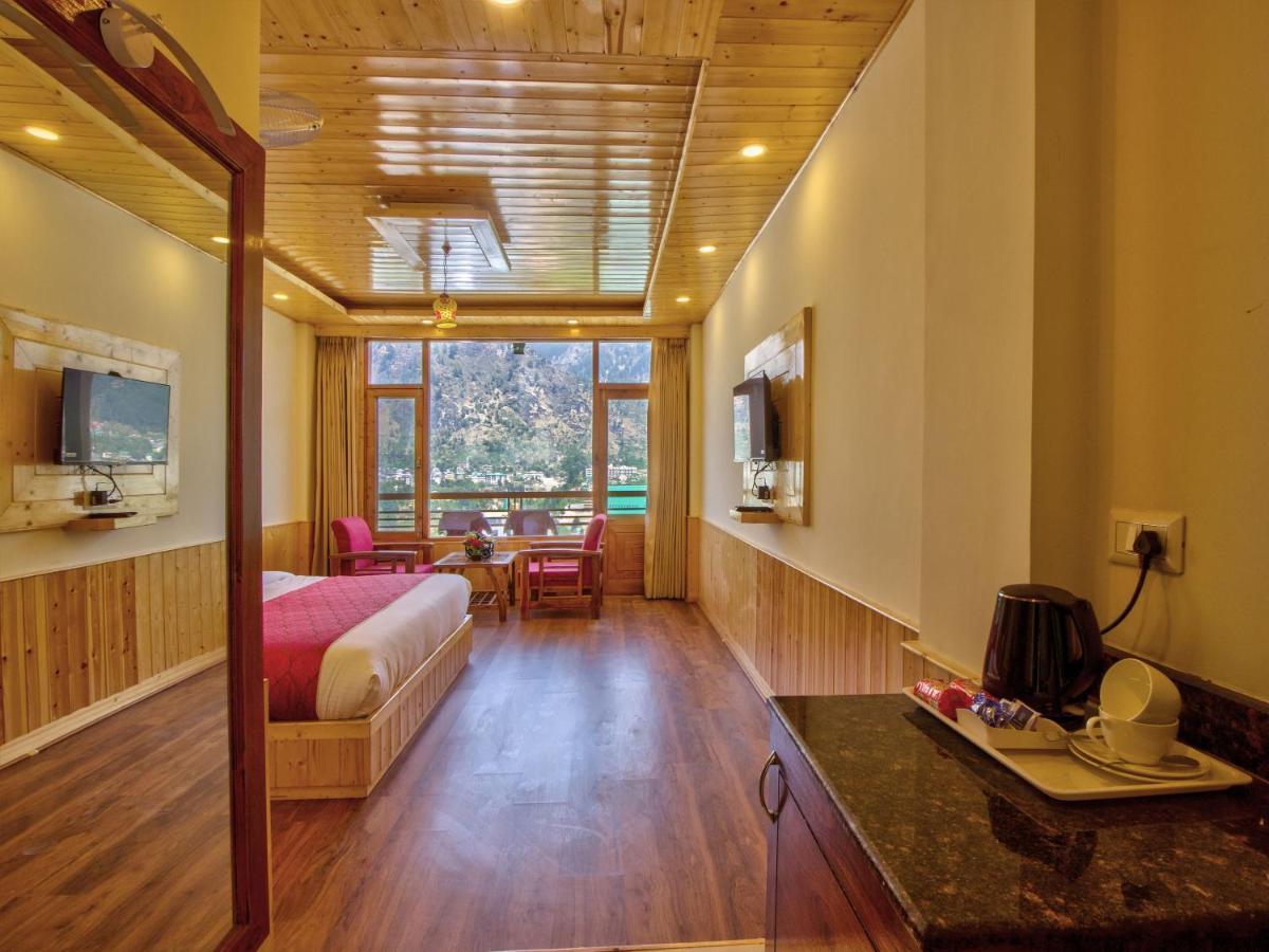 Hotel Swastik Grand Manali Exteriér fotografie