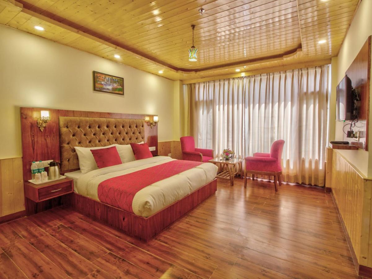 Hotel Swastik Grand Manali Exteriér fotografie