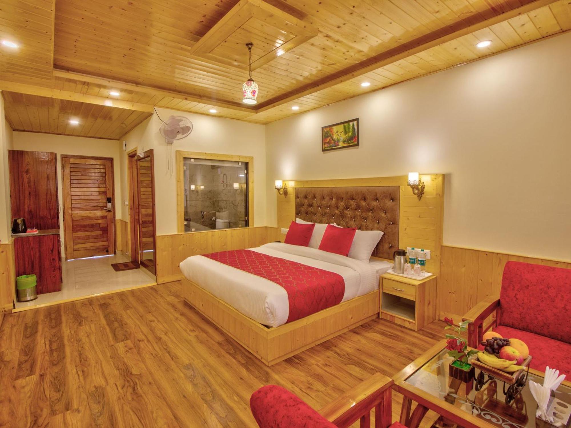 Hotel Swastik Grand Manali Exteriér fotografie
