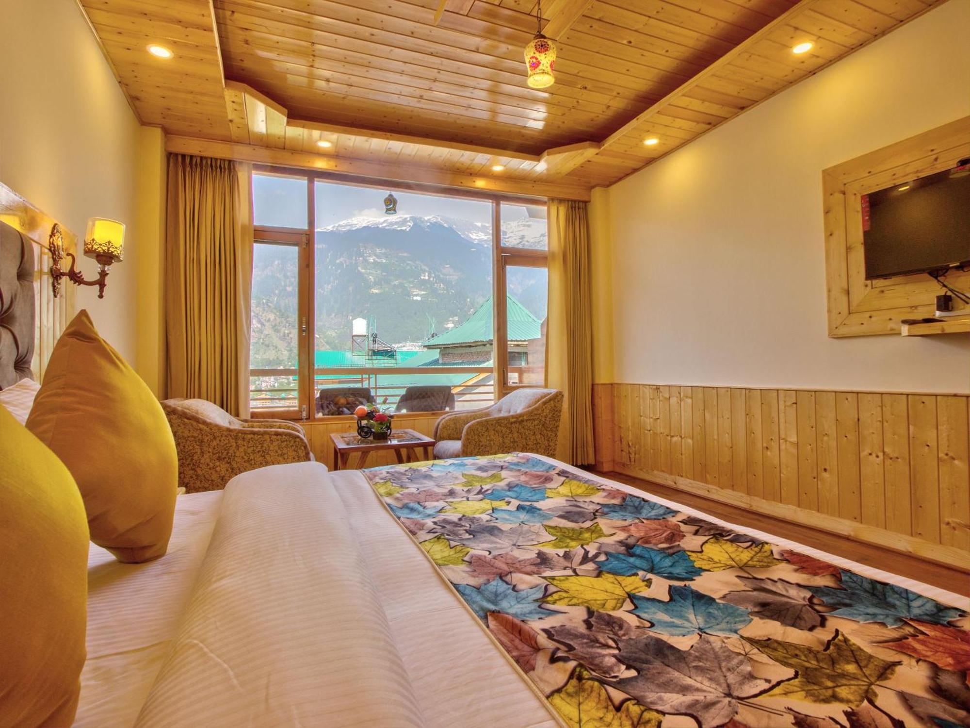 Hotel Swastik Grand Manali Exteriér fotografie