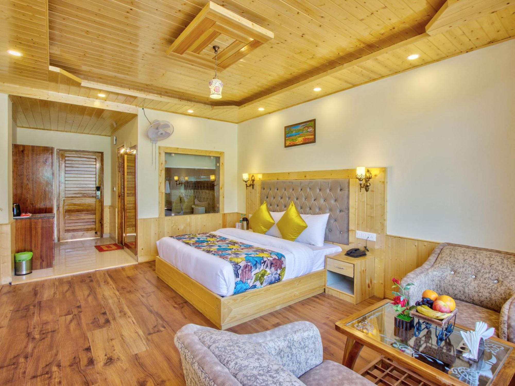 Hotel Swastik Grand Manali Exteriér fotografie